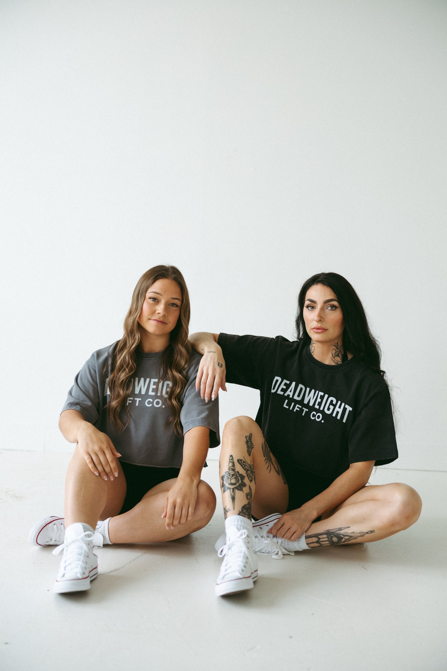Womens Deadweight Crest Raw Edge Crop Top